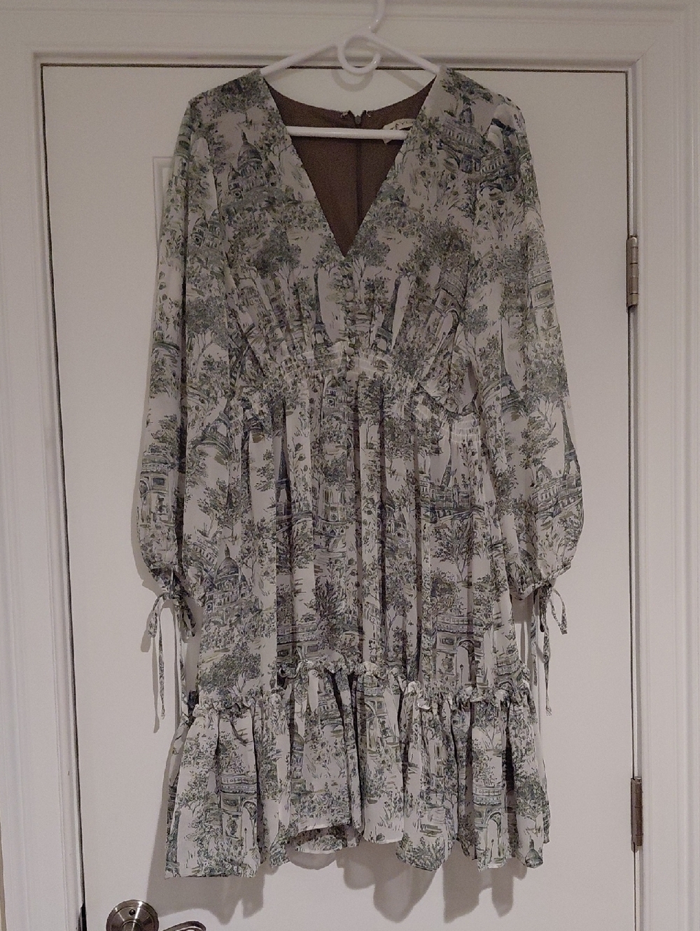 Taylor Green and White V-Neck Tiered Long Sleeve Dress